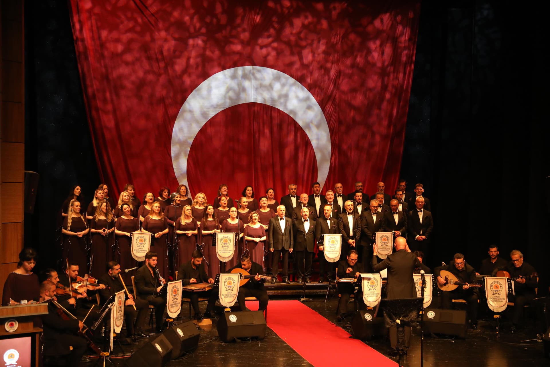 SBB KONSERVATUVARI TÜRK SANAT MÜZİĞİ KOROSUNDAN “YAZA MERHABA” KONSERİ