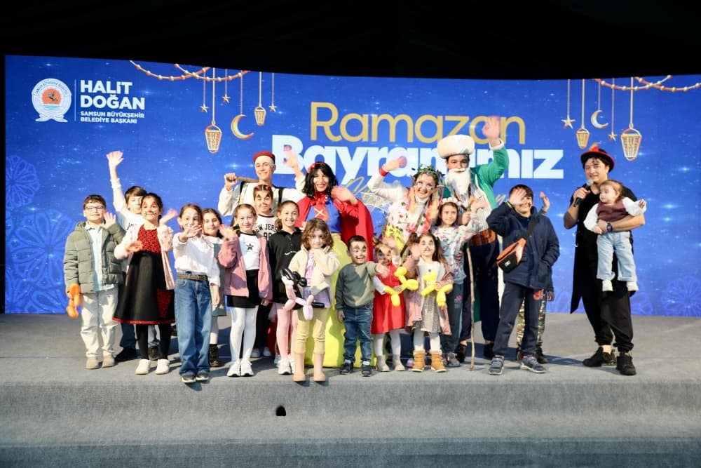 Bayram Sokağı ile Samsun’da bayram şenlik havasında geçti