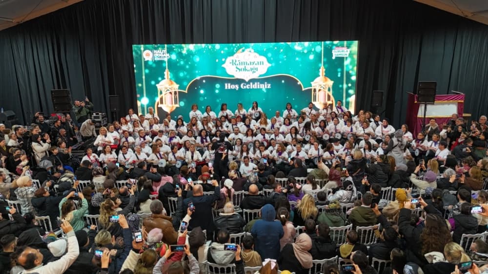 RAMAZAN’IN COŞKUSU BÜYÜKŞEHİR İLE YAŞANDI